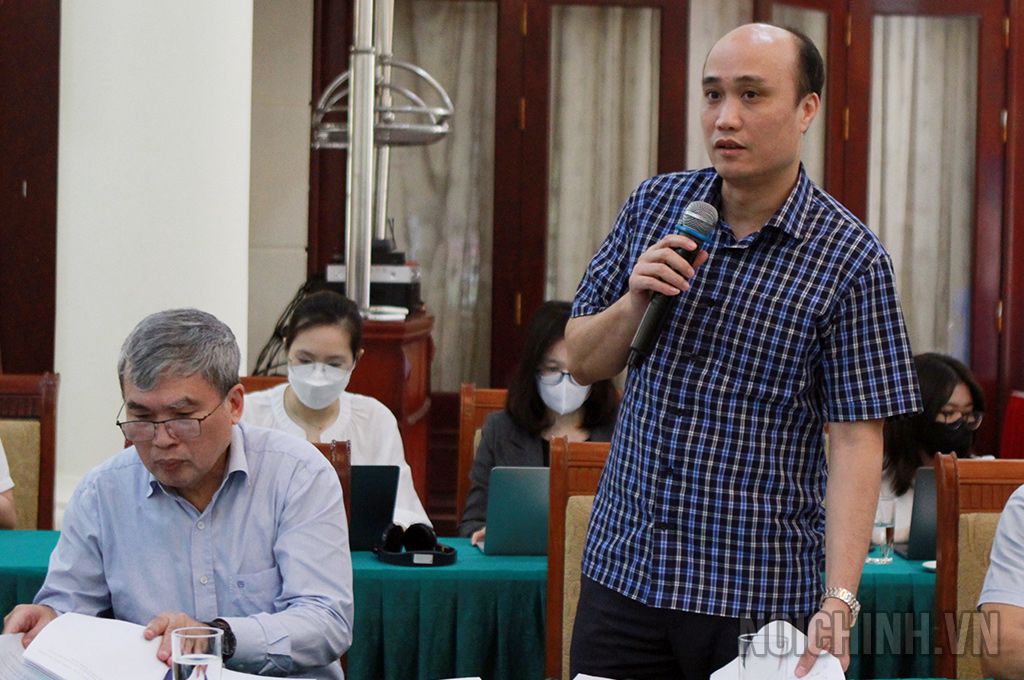 PGS. TS Tô Văn Hòa - Phó Hiệu trưởng Trường Đại học Luật Hà Nội phát biểu tại Hội thảo