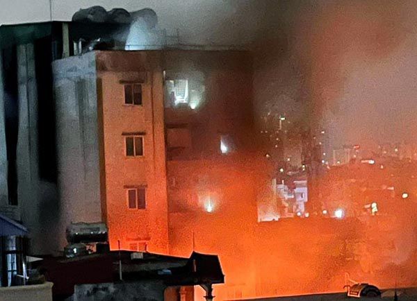 Vụ cháy thương tâm tại chung cư mini ở Khương Hạ