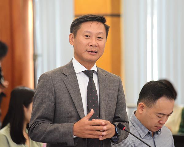 Luật sư Nguyễn Hồng Chung - Chủ tịch HĐQT DVL Ventures